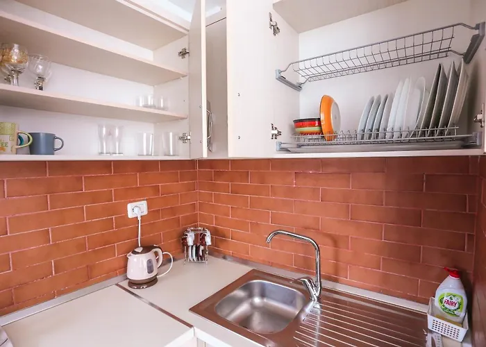 Apartment Views - Comfy & Spacious Tirana