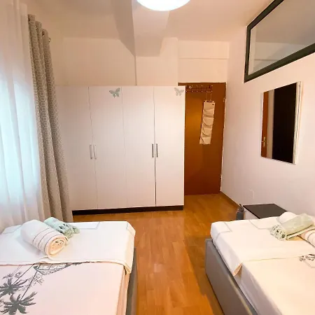 Apartment Views - Comfy & Spacious